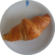 Heute als Menüzugabe: Schoko-Creme Croissant XL (15,18,19,71,72,81)