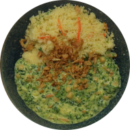 Kichererbsencurry mit Spinat und frischen Möhren (18,81) dazu Couscous mit Gemüsestreifen (21,81)