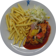 Piri Piri Hähnchen (49,54) dazu Pommes frites und Salatgarnitur